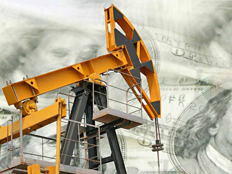 Цены на нефть слабо растут: Brent укрепилась выше $62