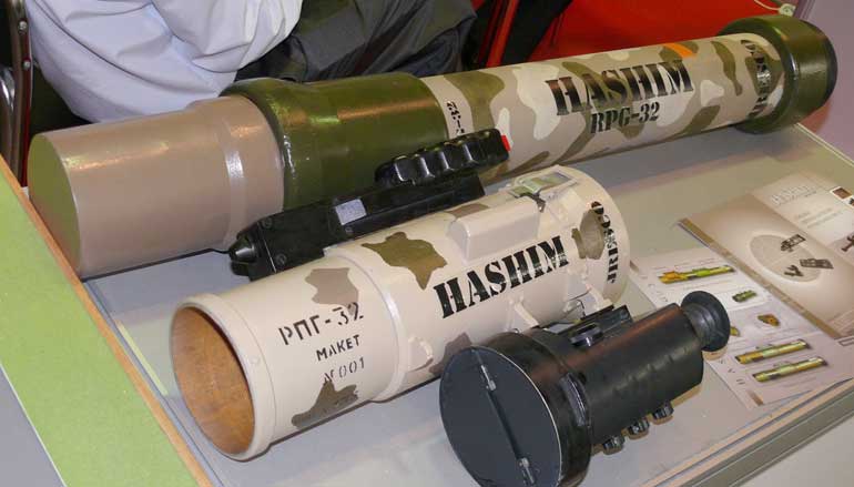 Необходимость создания РПГ-32 была связана с появлением так называемой активной брони, которая позволяет защититься практически от всех типов традиционных бронебойных снарядов.